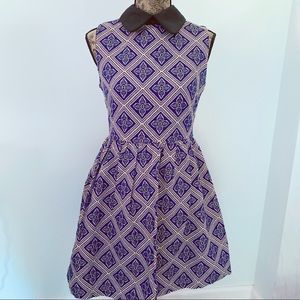 Collar Sleeveless Jacquard Dress.